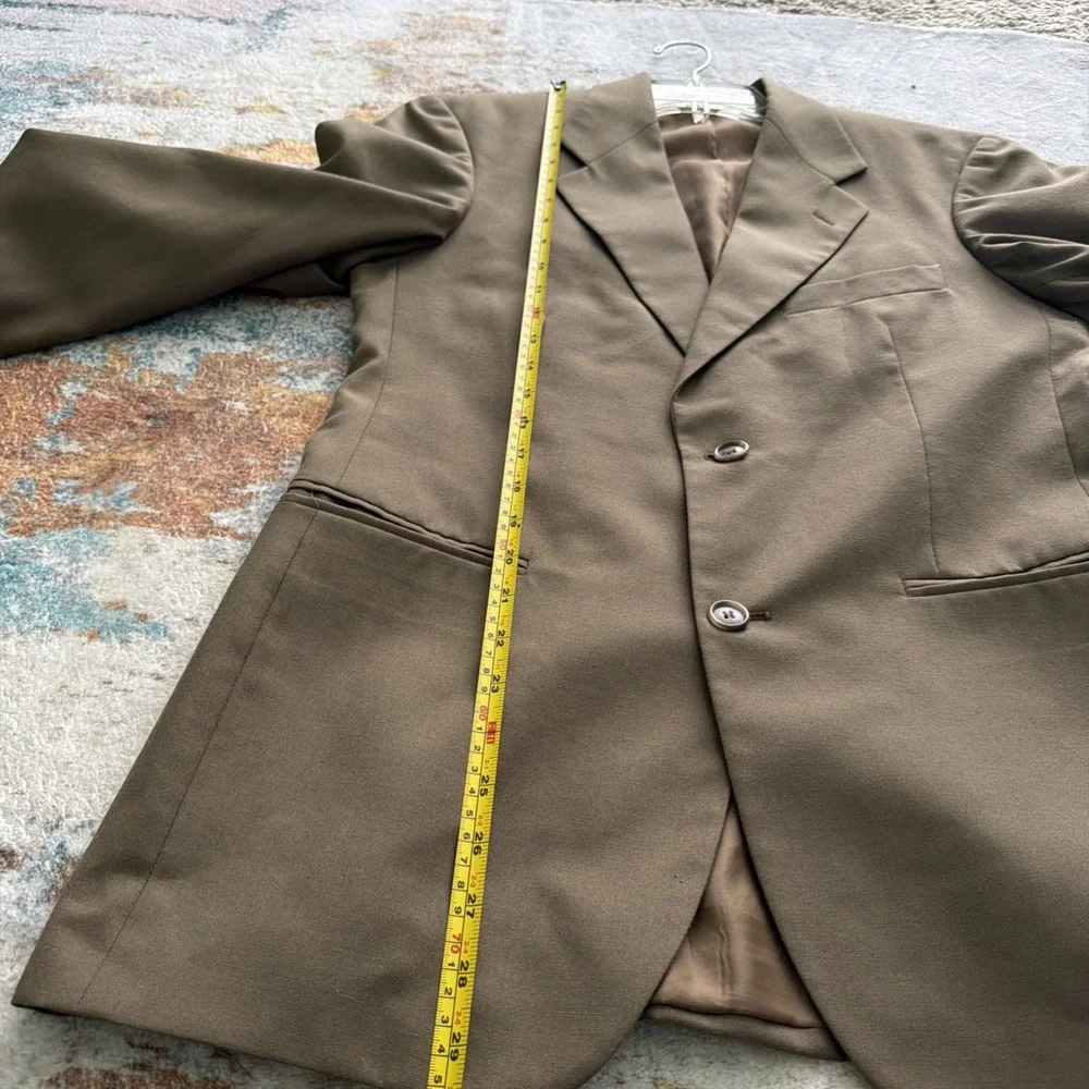 Kilburne & Finch olive green Blazer - men size 36R